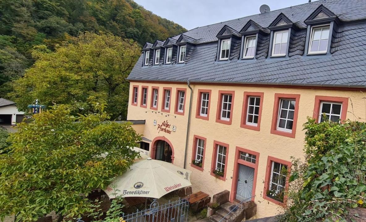Altes Pfarrhaus Hotel Auw an der Kyll Kültér fotó
