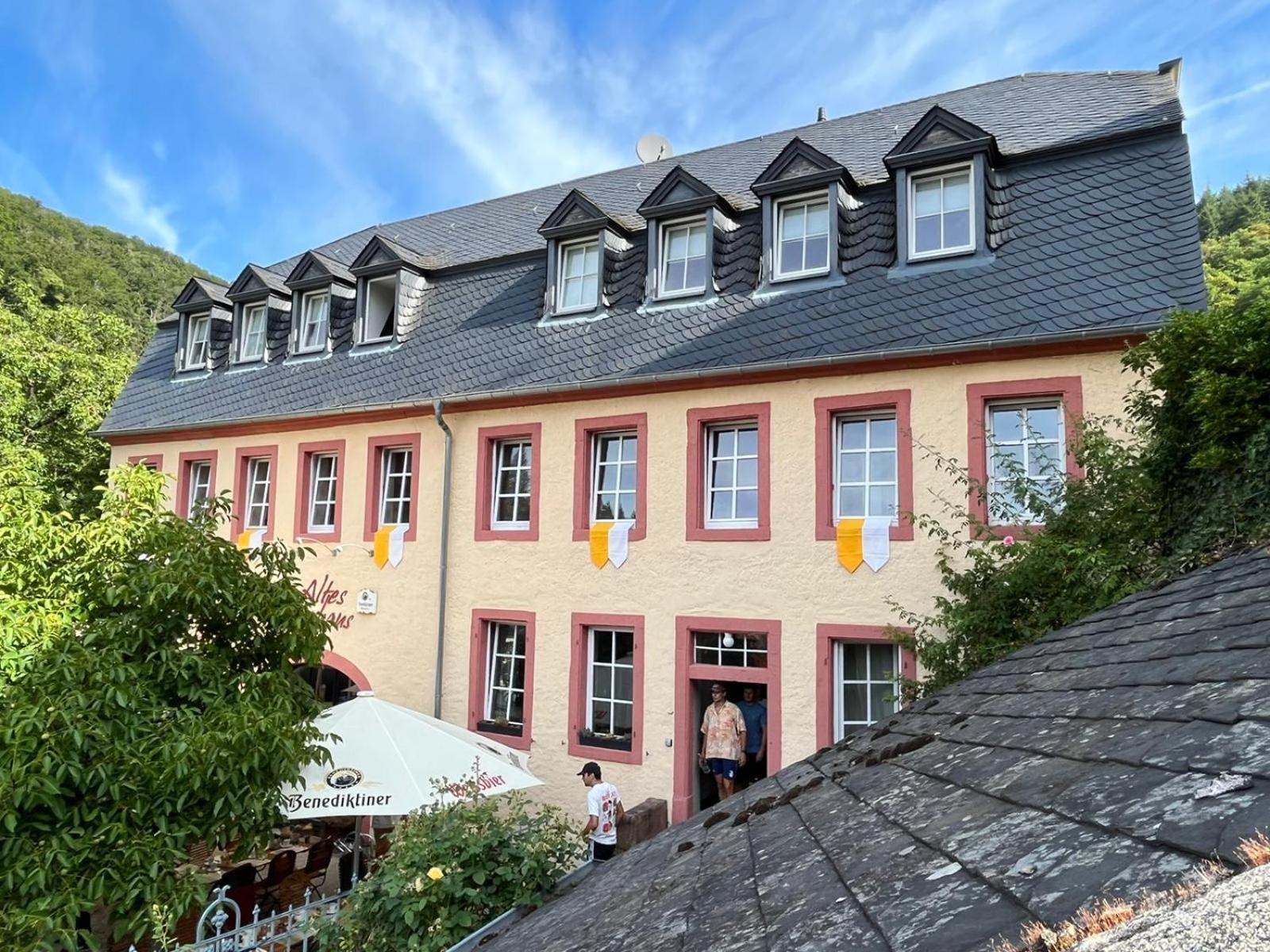Altes Pfarrhaus Hotel Auw an der Kyll Kültér fotó